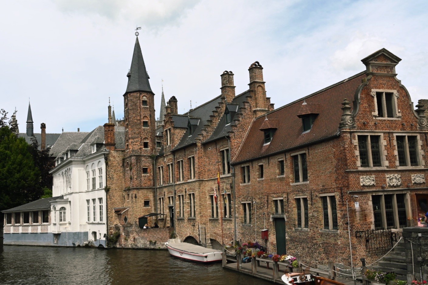 Bruges, le temps d'une journée @ Léon Bardamu