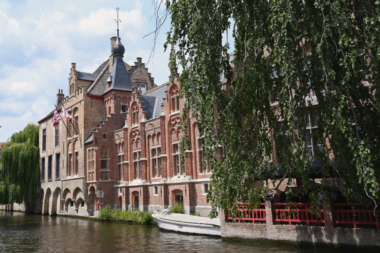 Bruges, le temps d'une journée @ Léon Bardamu