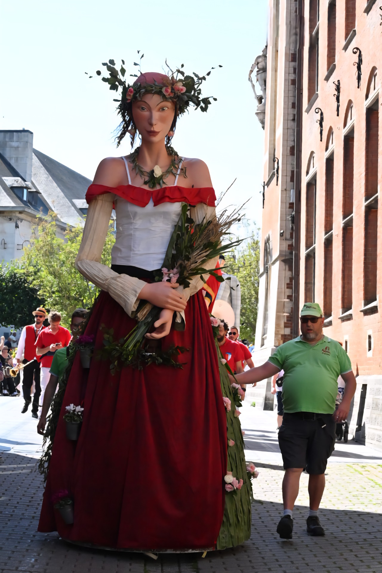 La Parade des Géants à Nivelles @ Léon Bardamu 20250907